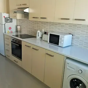 44 Tsimintia Court Ларнака